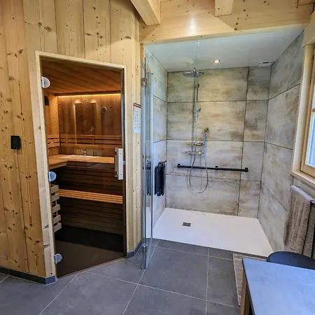 Holiday home Chalet Lumineux Avec Sauna, Terrasses Et Accessibilite Pmr A Proximite Des Pistes Et Randonnees - Fr-1-589-640 *